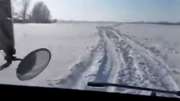 Mitsubishi Delica L300 - ЗИМА (driving on snow)