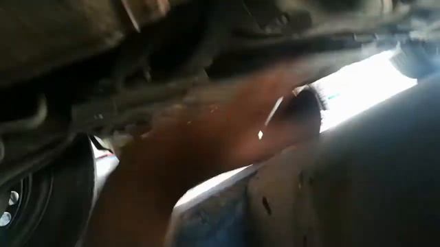 reemplazo de soportes delantero y trasero de Chevrolet Corsa смотреть онлайн