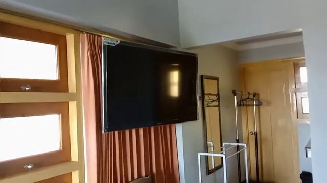 review villa azalia sarangan (suasana asli) смотреть онлайн