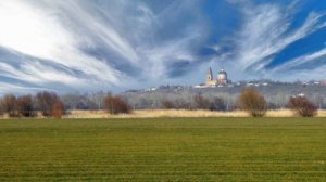 ,,Русское поле"Слайды подогнаны под слова песни.