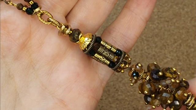 Сотуар из тигрового глаза и кианита смотреть онлайн