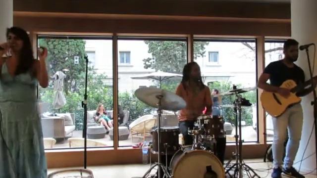 LariAntunes ODHotel WeSounds3 смотреть онлайн