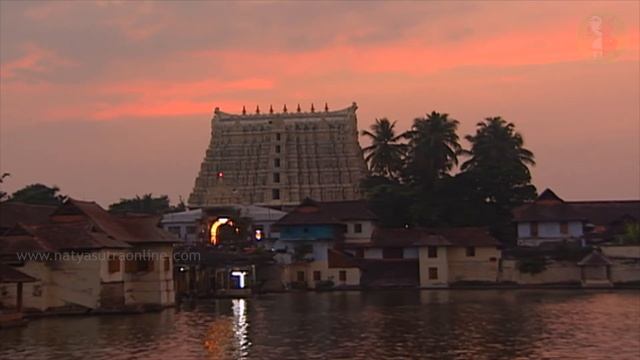 Sree PadmanabhaSwamy Temple, World’s Richest Temple located in Thiruvananthapuram, Kerala, India смотреть онлайн