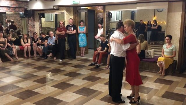 Танец именинницы - Инна Васильева, elcentro, 12.05.2019 смотреть онлайн