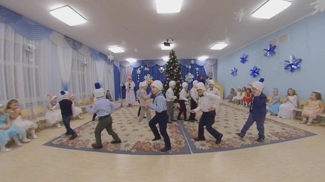 Танец в детском саду "Снеговик" смотреть онлайн