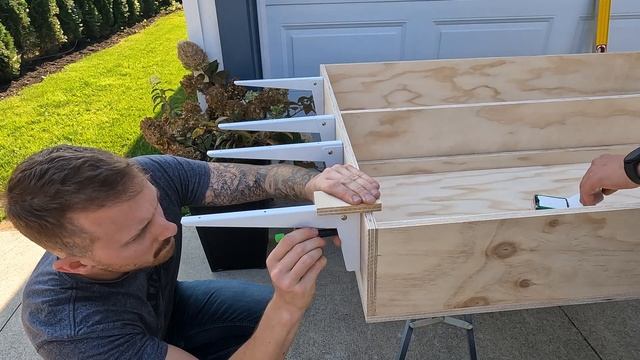 How To Build A Bed Platform In Your SUV For Car Camping (Land Rover LR2) смотреть онлайн
