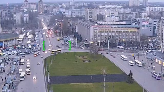 В Липецке «Ауди-100» врезалась в дорожный знак смотреть онлайн