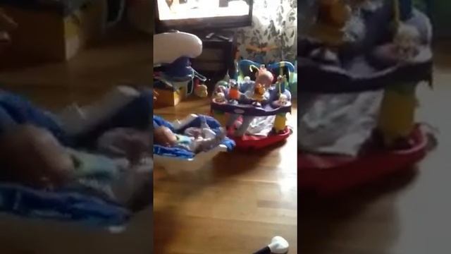 This is why I need coffee, the twins смотреть онлайн