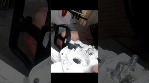 как поменять тормоз на бензопиле