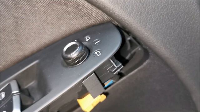 Audi A4 B8 - How to add the heated mirrors button смотреть онлайн