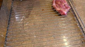 Как приготовить очень вкусный СТЕЙК из свинины в ВИННЫХ ПАРАХ. Рецепт стейка в духовке!!!