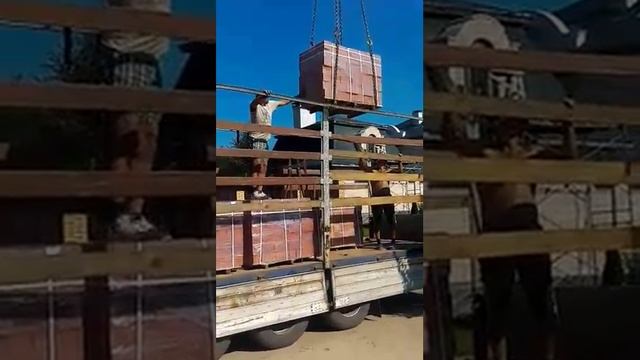 Поставка Нерехтинского двойного щелевого кирпича смотреть онлайн