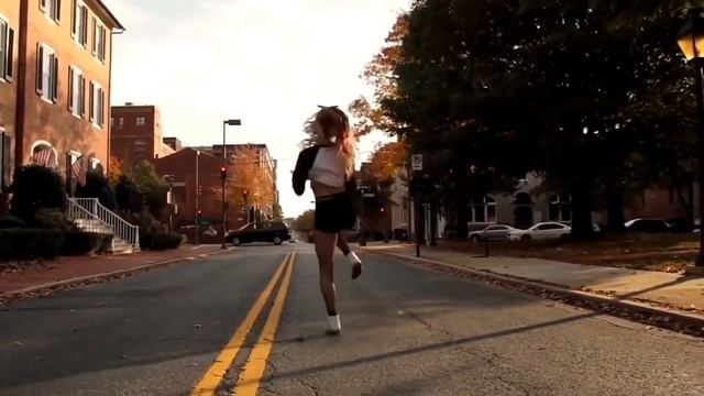 Shuffle dance (Russian Remix) смотреть онлайн