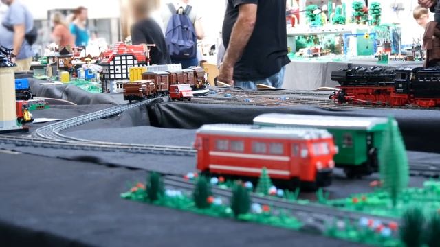 Europes Biggest LEGO Train Event: BSBT 2023 смотреть онлайн