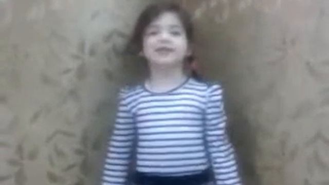 *** «По сугробом на прямик, шёл весёлый снеговик...» смотреть онлайн