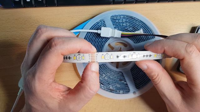 Обзор Zigbee ZLL контроллера светодиодной ленты RGBCCT с Алиэкспресс. Работает с Tuya. смотреть онлайн