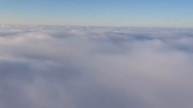 Над облаками. Чудесные минуты в небе. смотреть онлайн