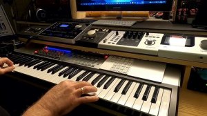 Roland BK7m
