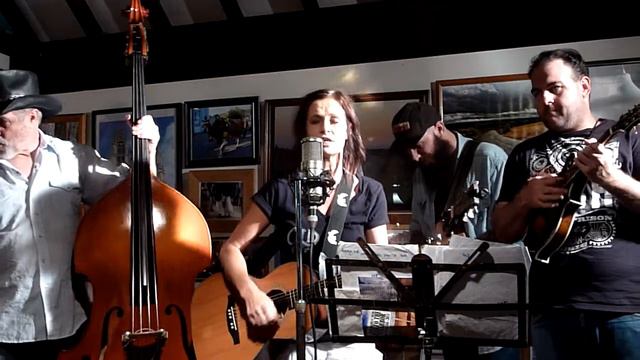 Kasey Chambers - The Cafe Camino Song - 26-12-2013 смотреть онлайн