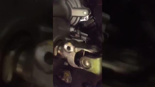 2006 Toyota rav4 steering wheel noize/clunk part1 смотреть онлайн