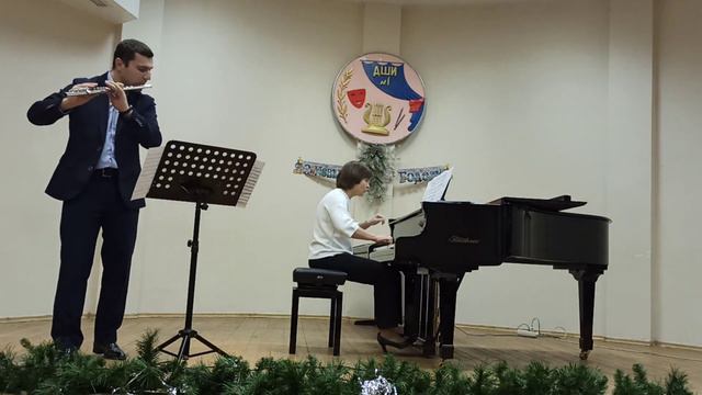 С. Шаминад. Концертино для фл и ф-но,соч.107/Романов В. (флейта), Хисамова Н. (фортепиано). смотреть онлайн