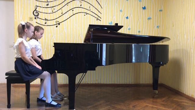 Й.Гайдн Менуэт ре-минор, Г.Горелова "Фея вечернего снегопада". Исп. Драгун Анна, Храмченко София смотреть онлайн