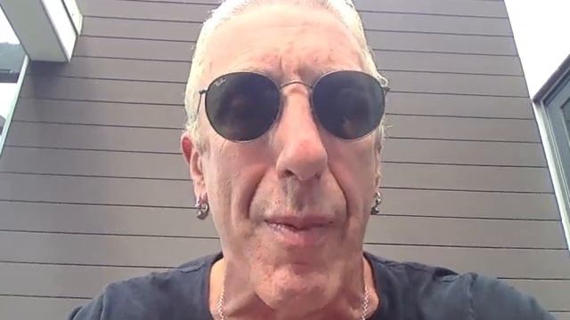 Dee Snider Signing Autographs at Purchase Street Records in New Bedford MA 09-13-18 смотреть онлайн