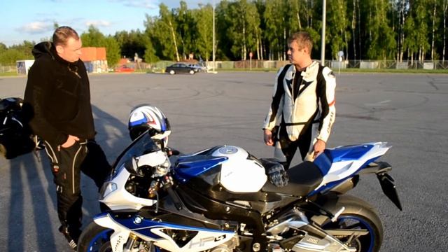 обзор мотоцикла BMW HP4 смотреть онлайн