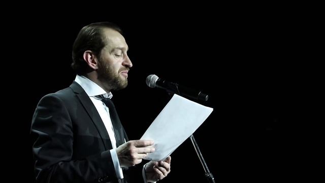 Константин Хабенский читает пронзительный рассказ «Кавычки» | БеспринцЫпные чтения