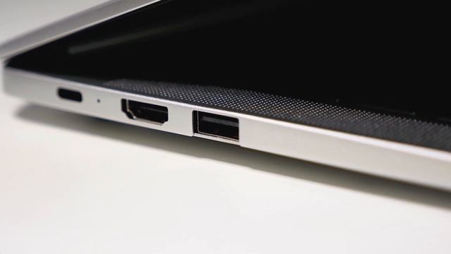 Kuba Malec prezentuje I MacBook Air 13 vs Huawei MateBook D14 #1 смотреть онлайн