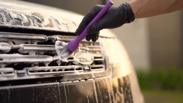 Cleaning a 2023 Range Rover Sport - Foam Wash смотреть онлайн
