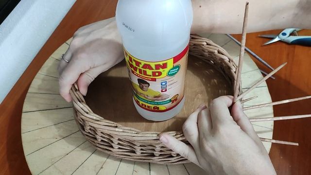 Корзина-поднос.Загибка, Розга из четырех трубочек. смотреть онлайн