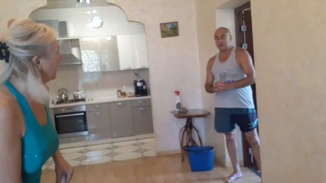 Обстановка в Одессе. Как отвлекаемся от плохих мыслей. Пирог и абрикосами. смотреть онлайн