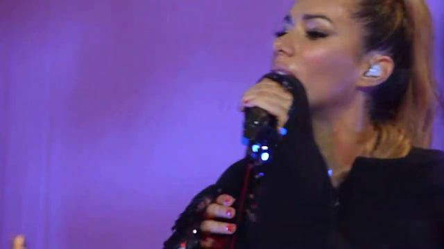 Leona Lewis 'Run' live Nottingham Royal Concert Hall 30.04.13..HD смотреть онлайн