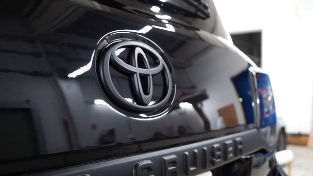 Тюнинг Toyota Land Cruiser 200 2013 года в URBAN EDITION смотреть онлайн