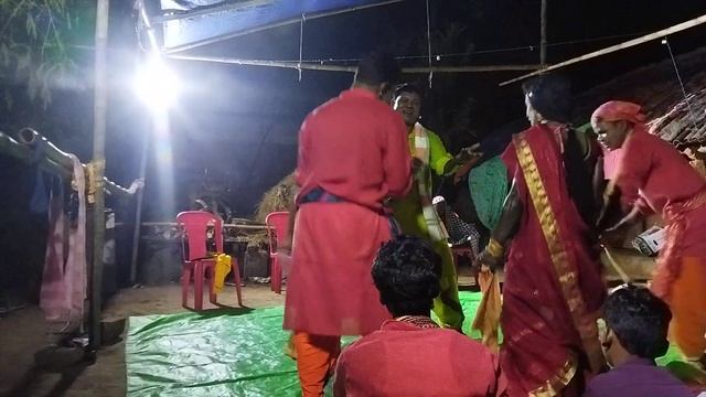 ଦେଖ ଜାନ୍ ଗୋ ମିଥିଳା ଧେନୁ ଭାଙ୍ଗିତେ ଗୟା ପାଲା ଗୀତ Dekha jan go mithila dhenu bhangite gaya pala git смотреть онлайн