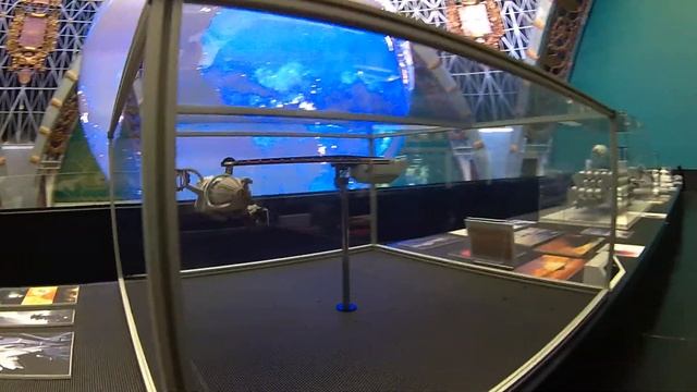 ВДНХ павильон "Космос".Прототипы двигателей 3 октября 2020. смотреть онлайн