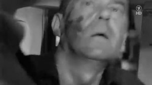 По роману Джеймса Чейза ( Весь Мир в кармане ).