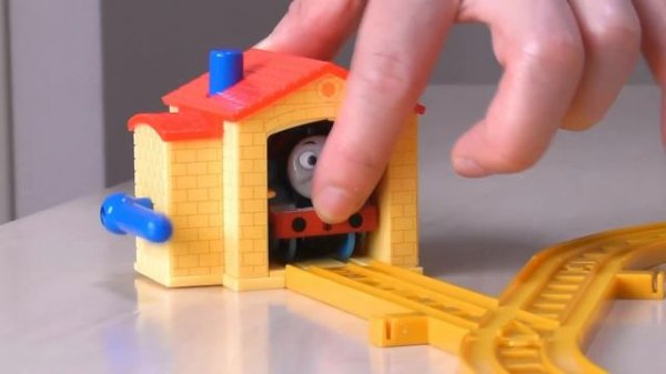 Thomas & Friends toys come out of the blue box RiChannel