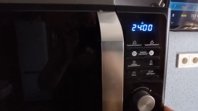 Учимся готовить в микроволновке! Хватит просто разогревать! Урок № 1. Картофель в мундире. смотреть онлайн