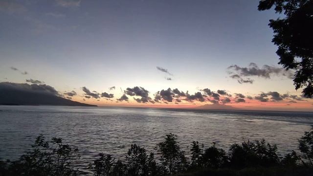 остров Бали, рассвет, недалеко от пляжа Virgin beach смотреть онлайн