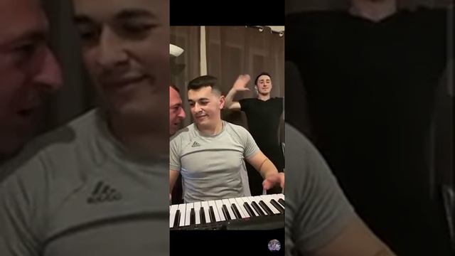 Сакит Самедов - Лезгинка / Аслани / Кавха / Терекме / Шалахо #сакитсамедов #сакит #azerbaycan смотреть онлайн
