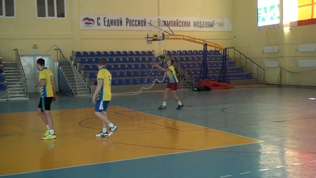 Сальские волейболисты открыли сезон смотреть онлайн