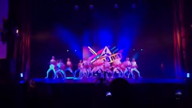 Танец : "DANCE MIX" смотреть онлайн