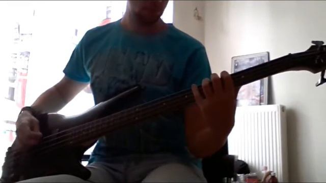 Green Day - Boulevard Of Broken Dreams (Bass Cover) смотреть онлайн