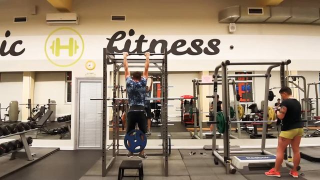 Подтягивания +40 кг 12 раз, ну почти) смотреть онлайн