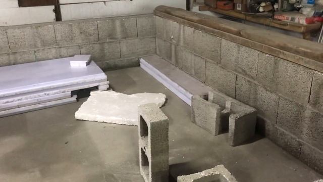 Бассейн с водопадом и спа ванной. The Transportable Swimming Pool With Waterfall And Spa Tub