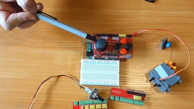 9. Варианты подключения устройств к Arduino. Шилды и провода. смотреть онлайн
