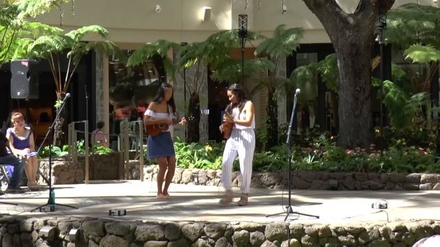 Honoka and Azita at the International Ukulele Contest 2018 Part 1 смотреть онлайн