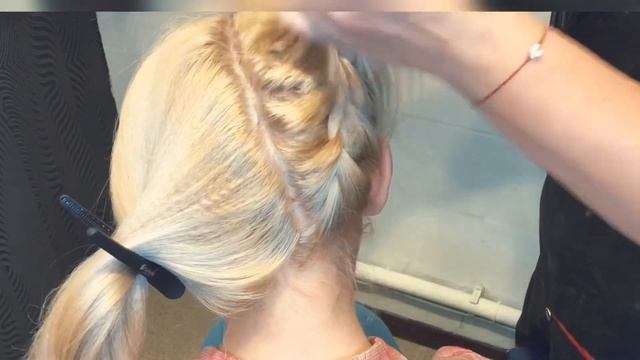 Два пучка лёгкая прическа/updo hairstyle tutorial смотреть онлайн